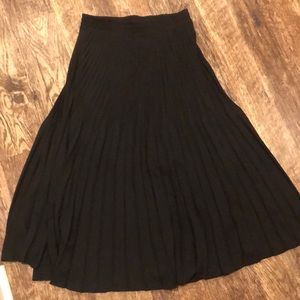Women’s Black Skirt
